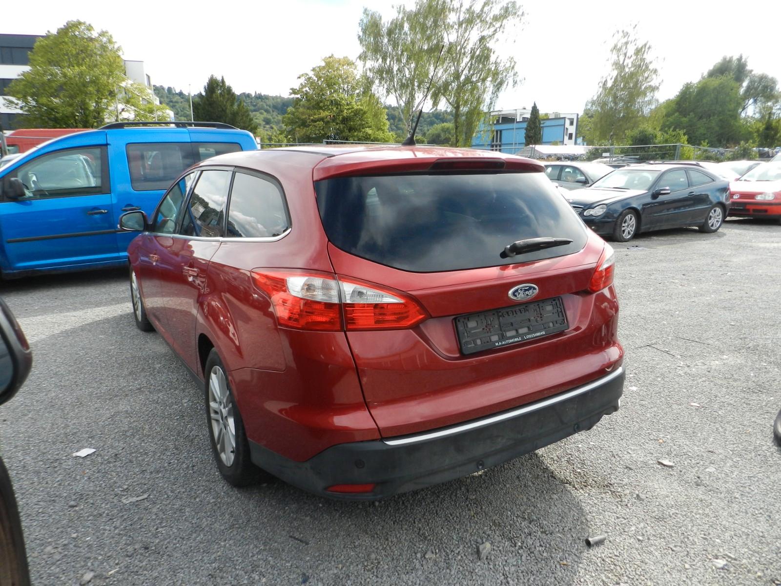 Ford Focus 2011 — photo 7
