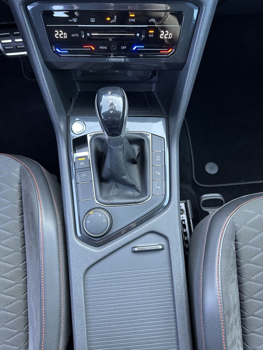 Fahrzeugabbildung SEAT Tarraco 2.0 TDI DSG FR NAV+LED+VCOCK+KAM+CARPLAY