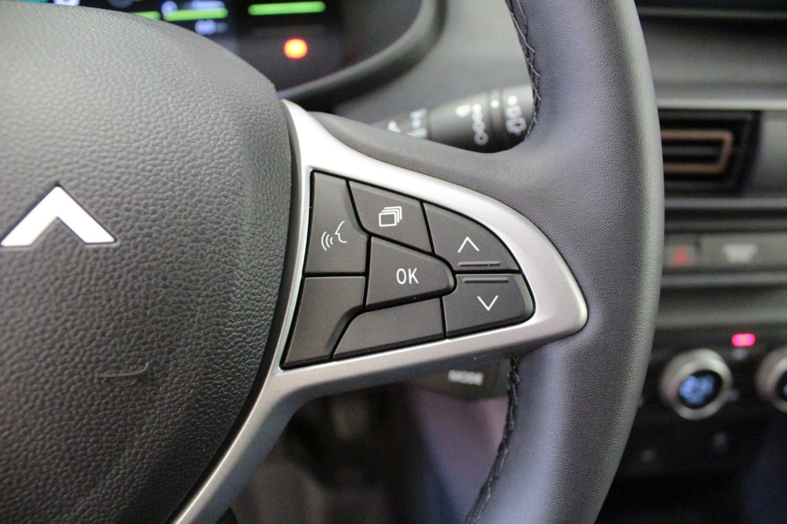 Fahrzeugabbildung Dacia Jogger Hybrid 140 Extreme 5-Sitzer #15223