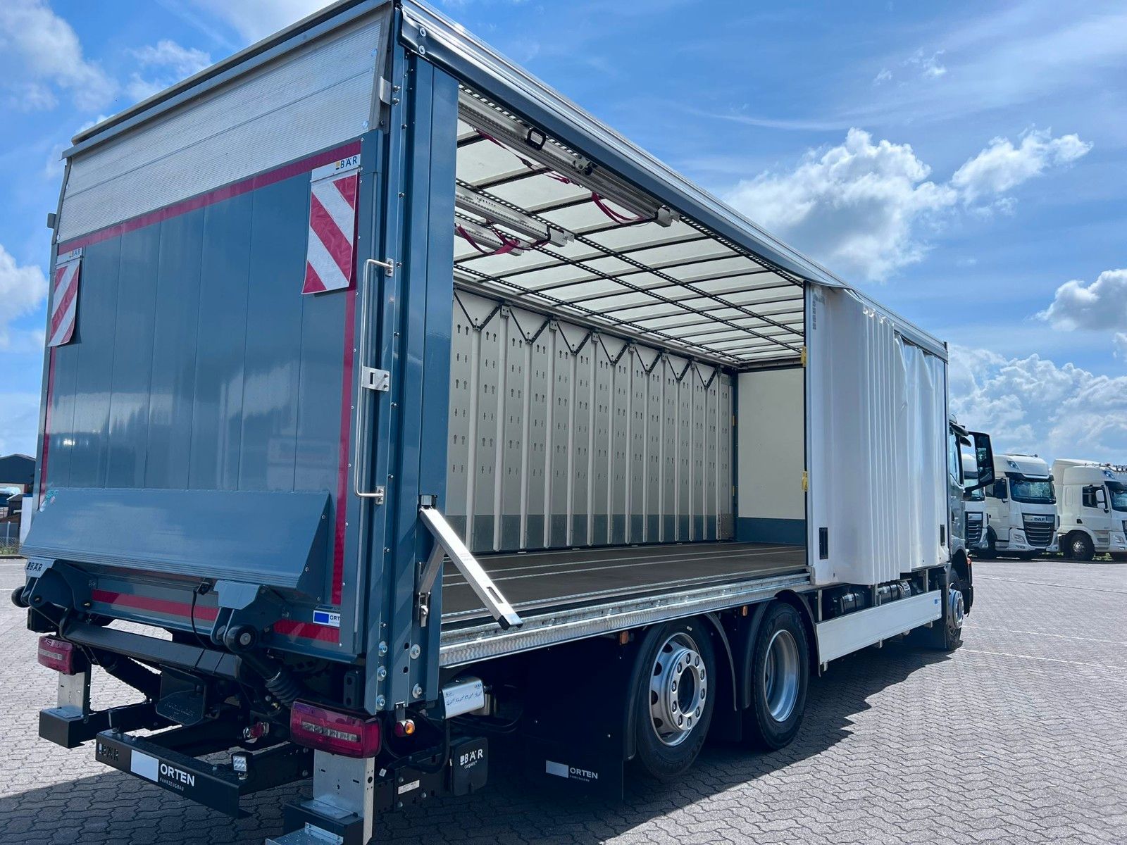 Fahrzeugabbildung MAN TGM 26.320 L / LBW / AHK /LIFT-LENKACHSE