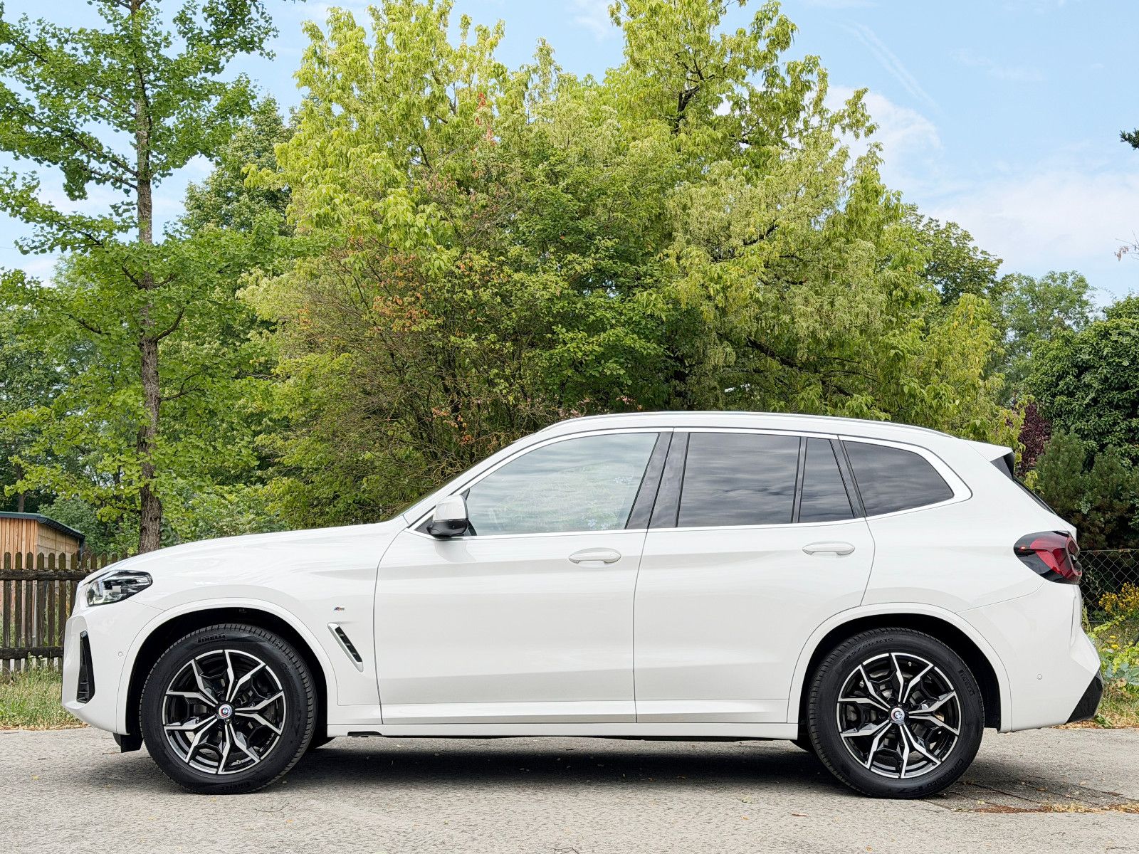 BMW X3 xDrive20d M Sport AHK Pano Memory ACC 1.Hand foto 7