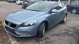 Volvo V40 Kinetic 1 Hand - Volvo V40 Kinetic mit Benzin-Antrieb