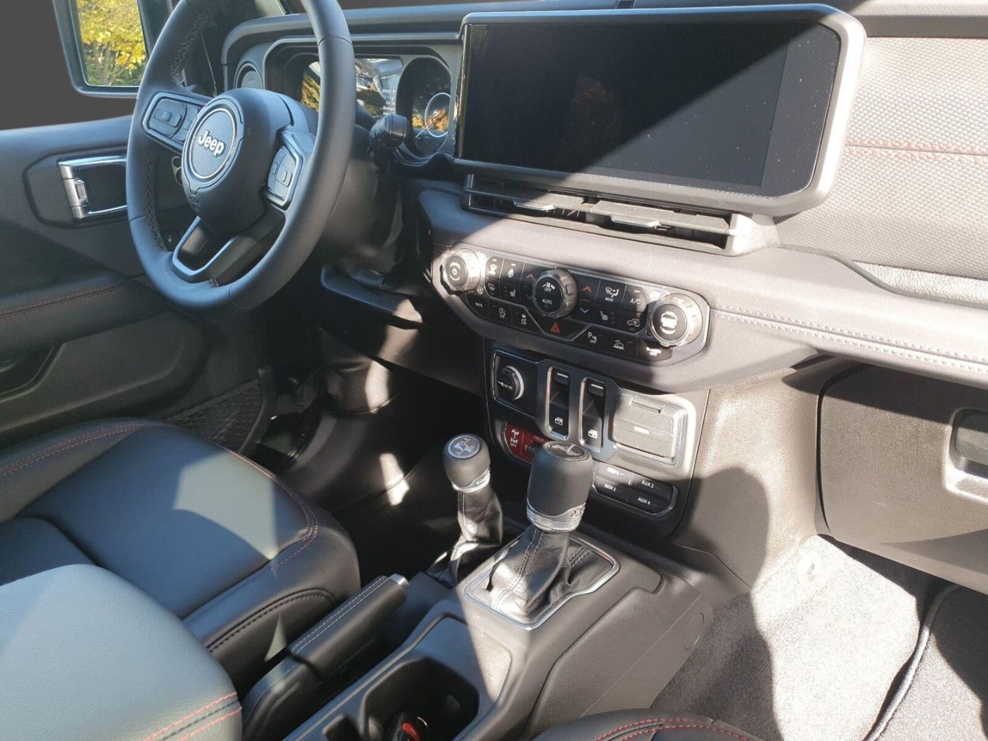 Fahrzeugabbildung Jeep Wrangler Rubicon Recon Xtreme MY25  4X4 2.0 - US