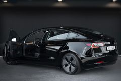 TESLA Model 3 Standard RWD*WMP*ACC*LED*2.Hand*8-fach