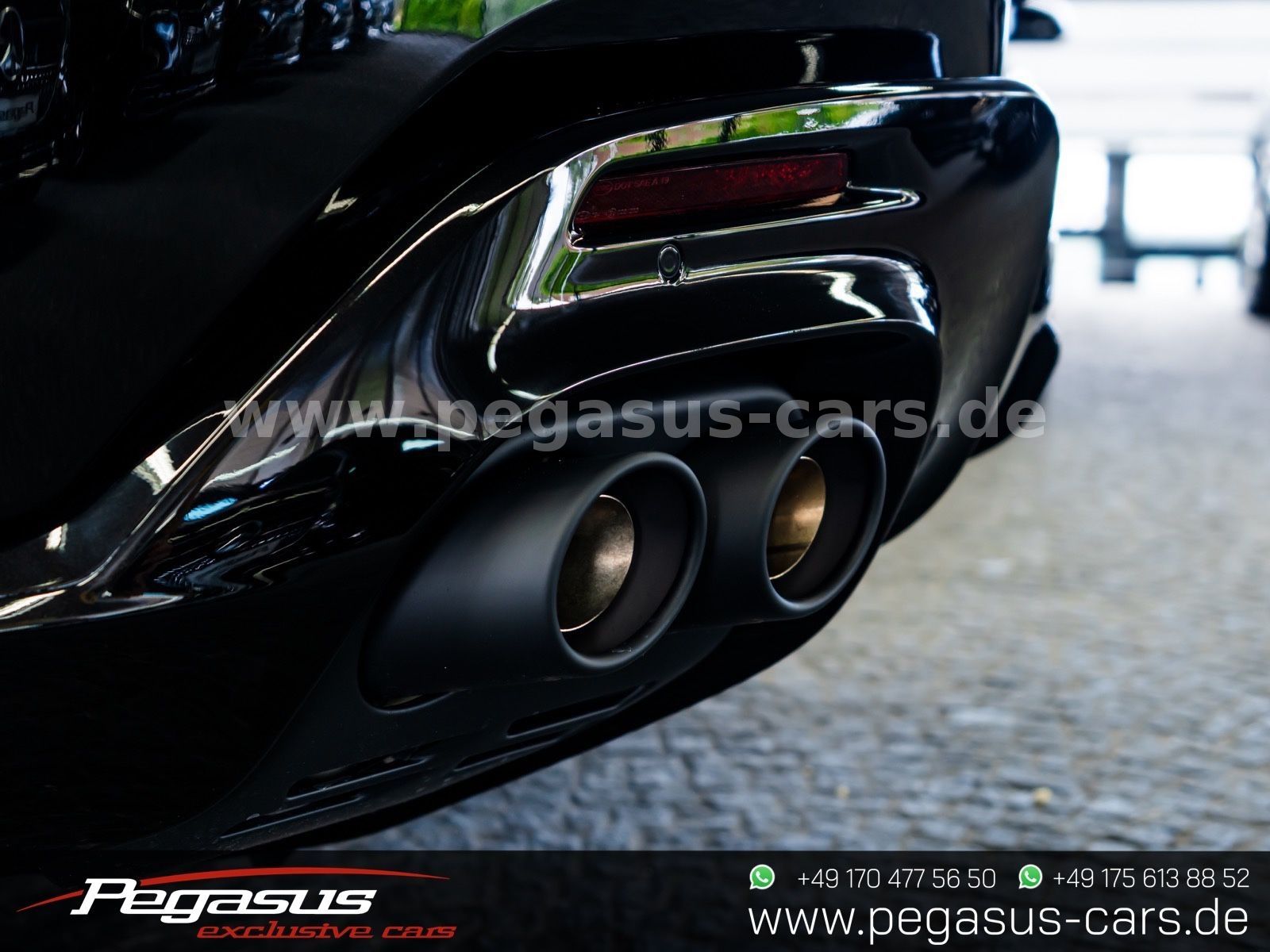 FERRARI Purosangue - 18