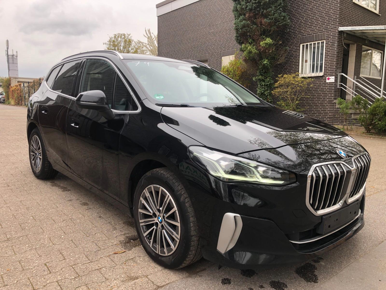 BMW 218 Active Tourer Luxury Line *PANO*AUTM*NAVI*