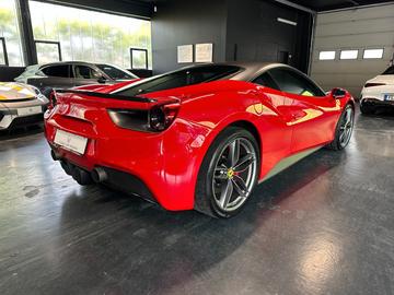 2015 Ferrari 488 GTB 照片 6