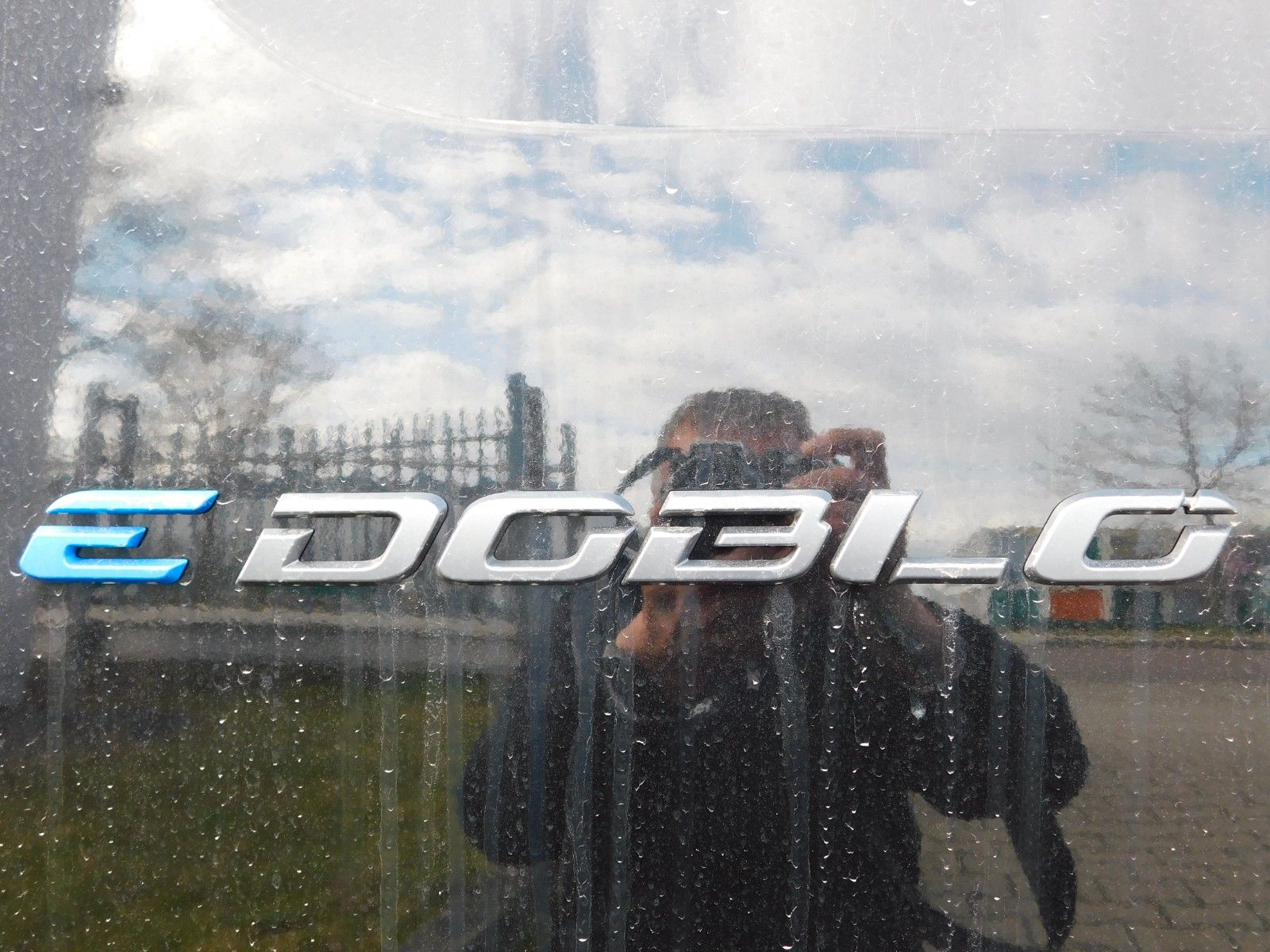 Fahrzeugabbildung Fiat e-Doblò  Multicab XL Mixto