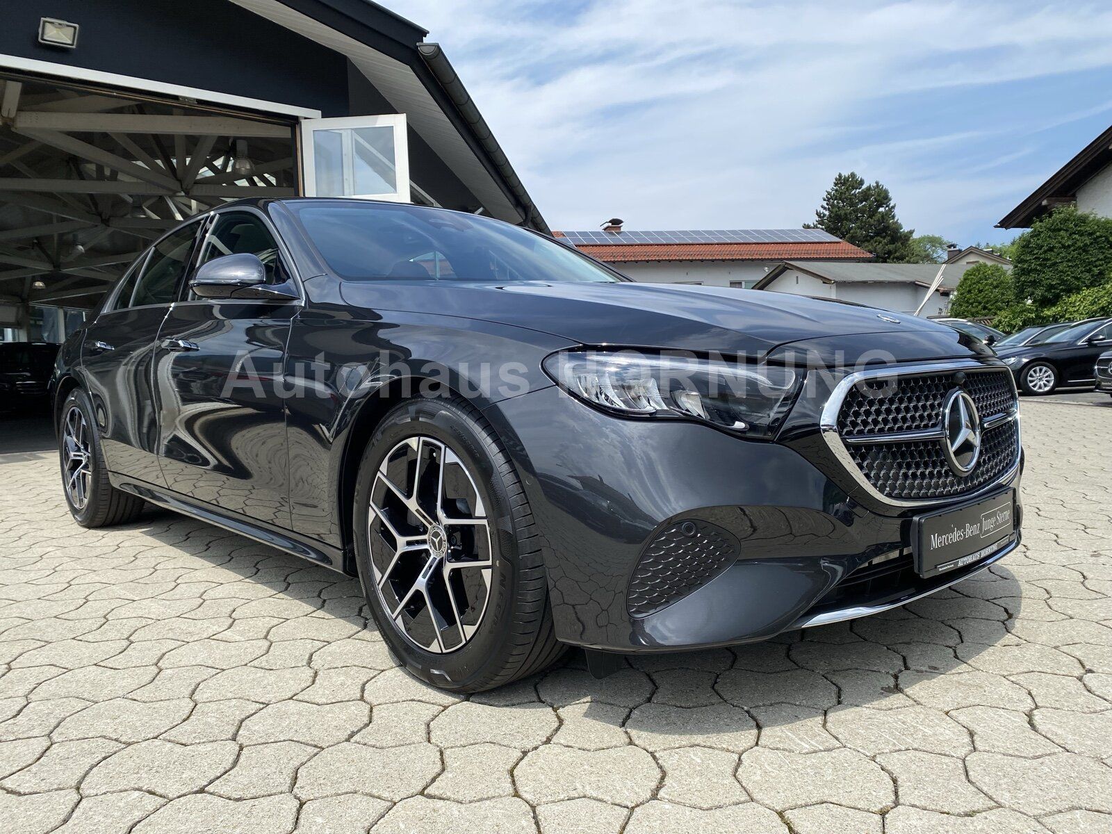 Mercedes-Benz E220d Limousine AVANDGARDE ADV DISTR AHK LED KGO foto 3