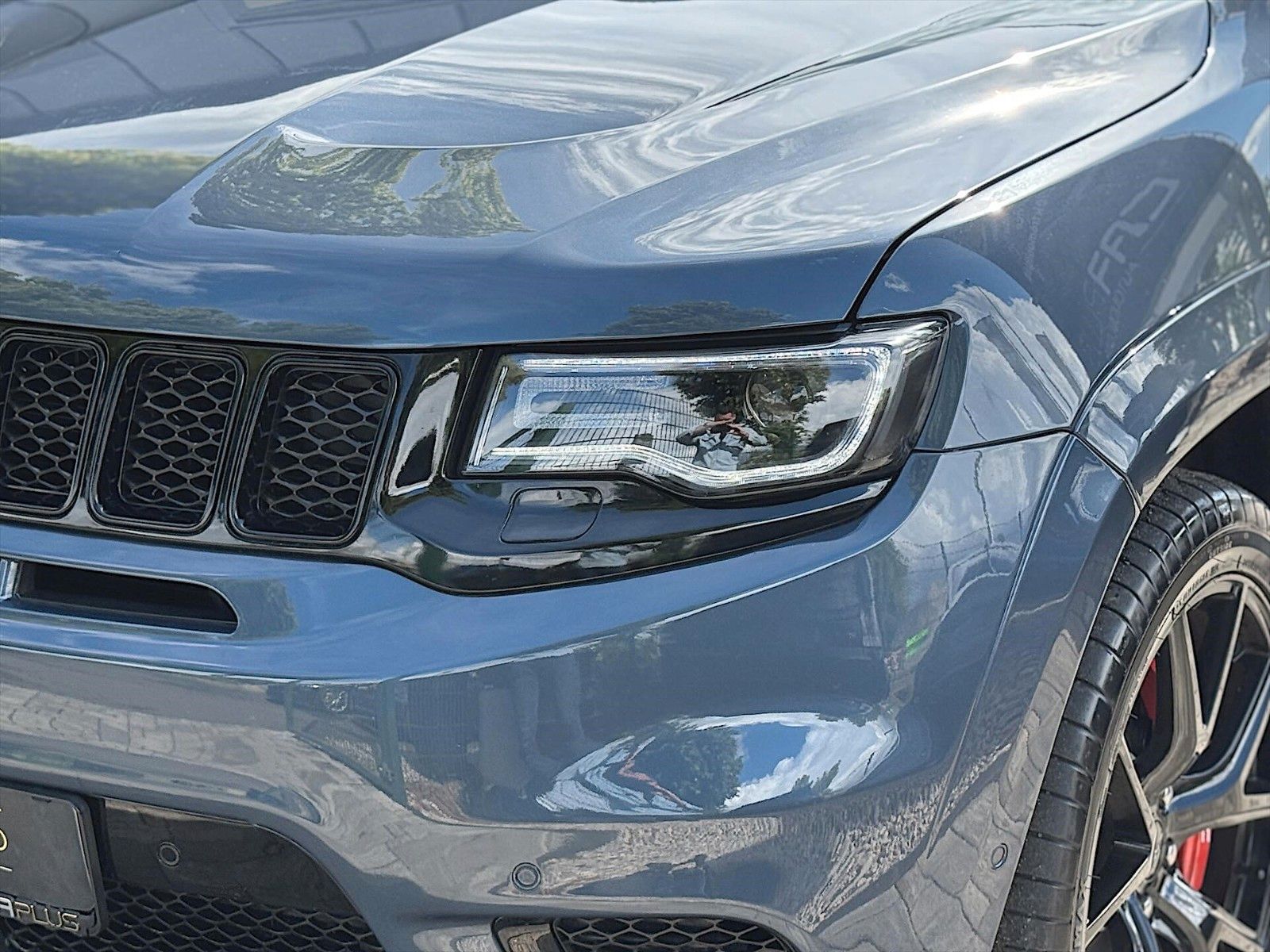 Fahrzeugabbildung Jeep Grand Cherokee 5.7 SRT Package SUMMIT LPG  *ACC*