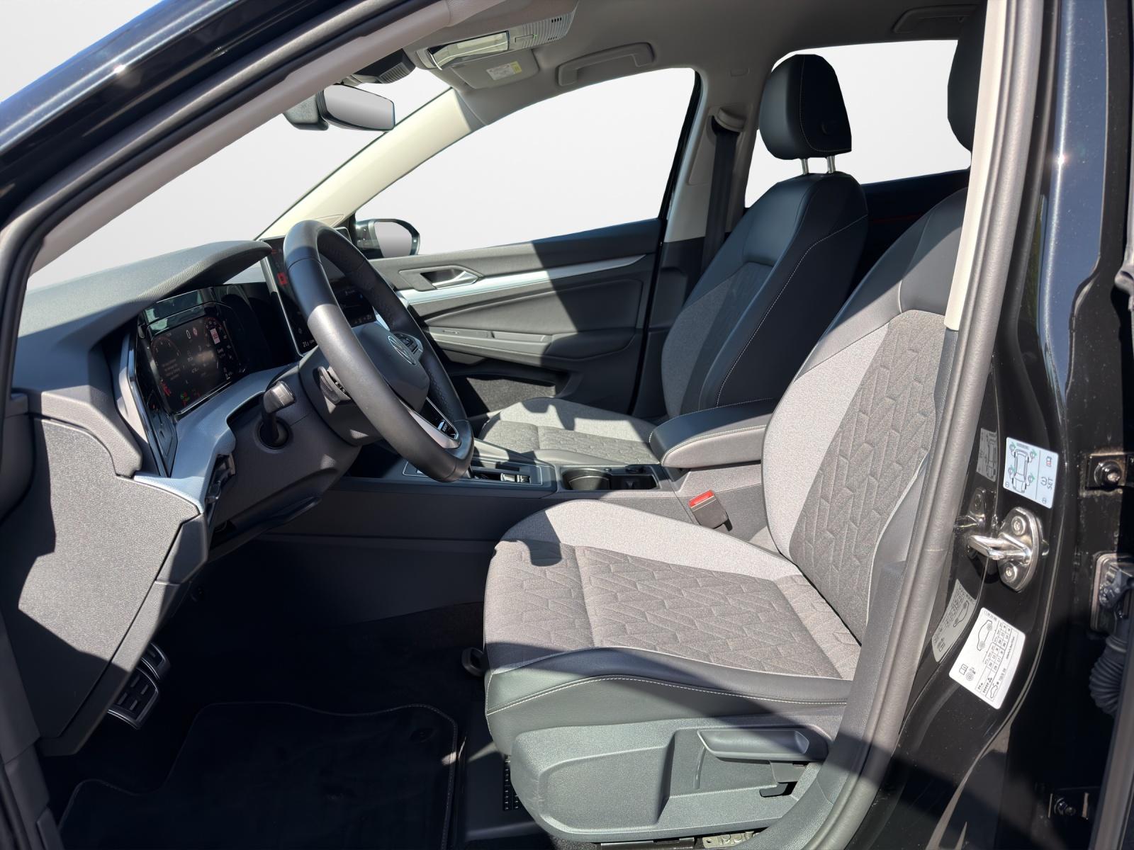 Volkswagen Golf 1.5 eTSI DSG Energy Navi LED Kamera PDC LM, миниатюра 8