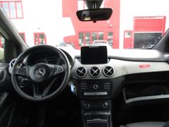 Fahrzeugabbildung B 180 CDI d 1 Hand Fahrerprofil SHZ Keyless Star