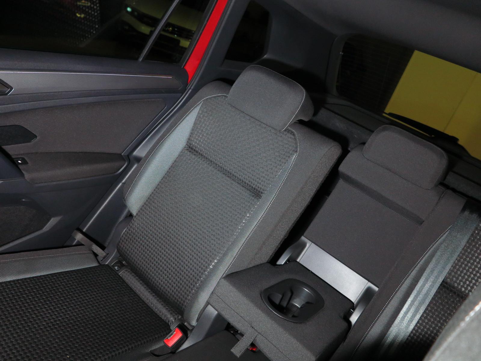 Volkswagen Tiguan 1.5 TSI OPF DSG7 Active AHK Navi Stdhz