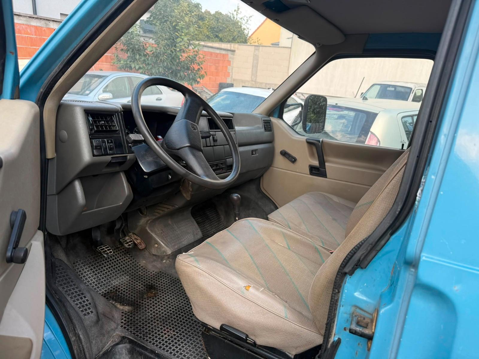 Volkswagen T4 Pritsch Oldtimer.