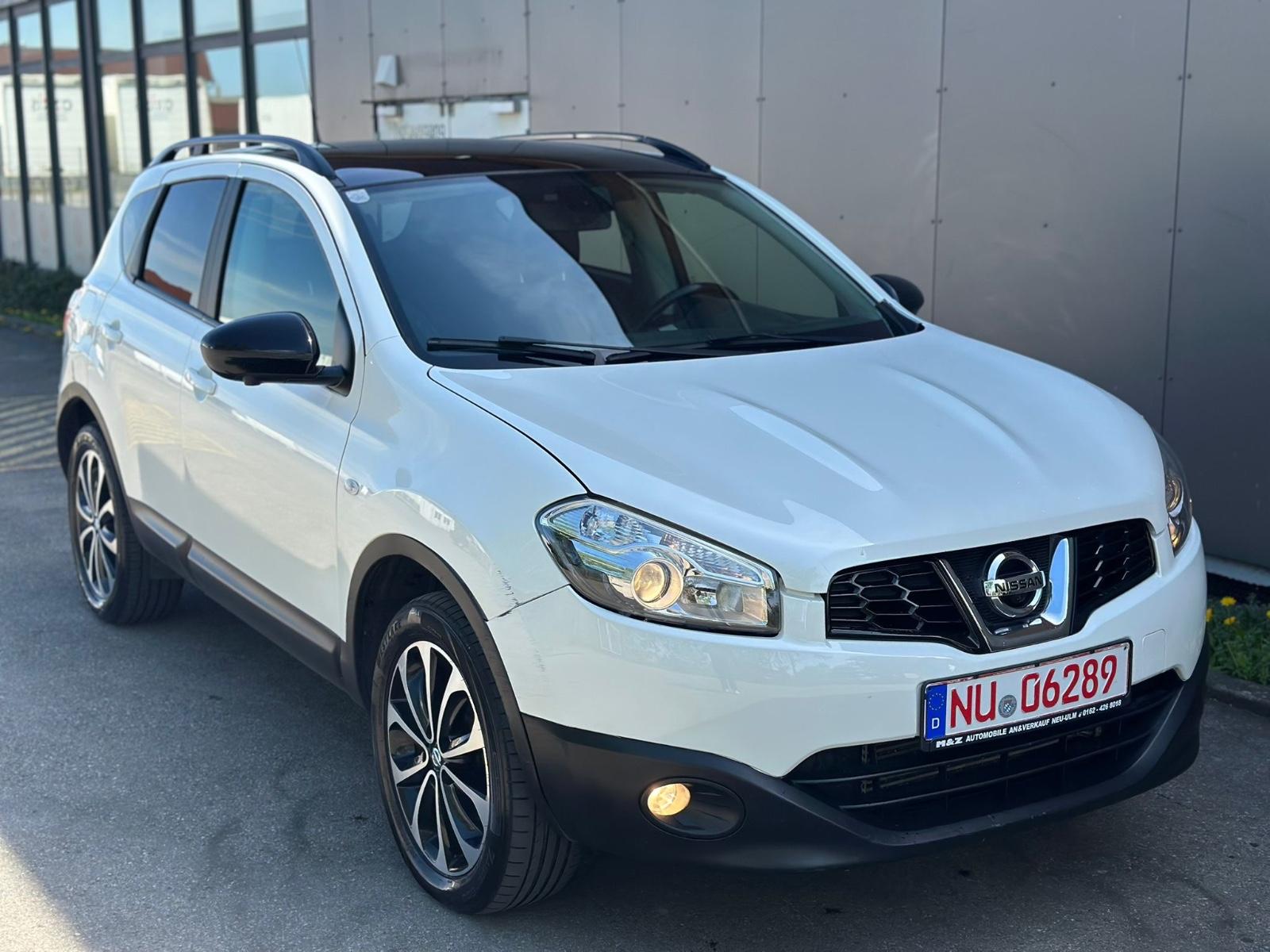 Nissan Qashqai Tekna 4X4 Pano/Navi/Leder/360Kamera