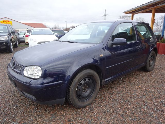 Volkswagen Golf 1.6 Highline