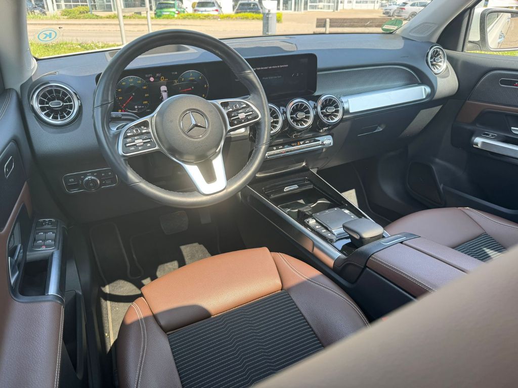 MERCEDES-BENZ GLB 200 16