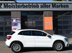 MERCEDES-BENZ GLA 200 d CDI Navi PDC Kamera Sitzhz. PanoramaSD