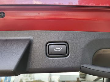 Fahrzeugabbildung Hyundai TUCSON 1.6 T-GDi 180PS DCT 48V 4WD N-LINE PANO