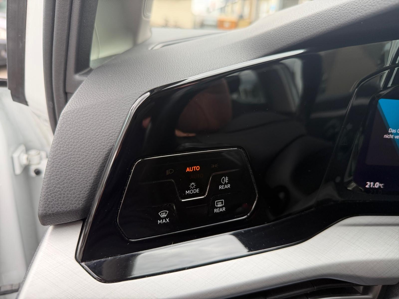 Volkswagen Golf VIII Lim. Life, миниатюра 17