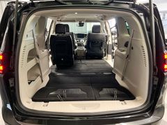 Fahrzeugabbildung Chrysler Pacifica Touring L, 3.6l V6, NEUES MODELL,CARFAX