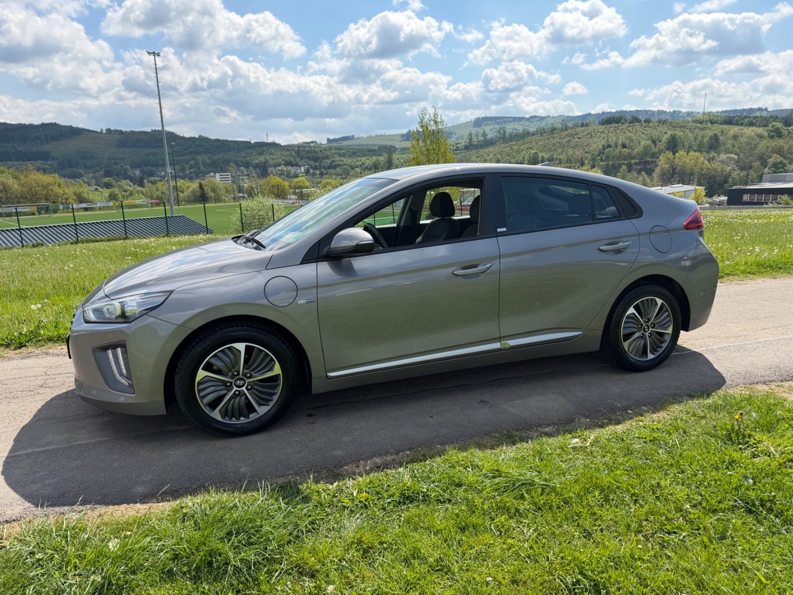 Hyundai IONIQ Ioniq Trend Plug-In Hybrid imagem 3