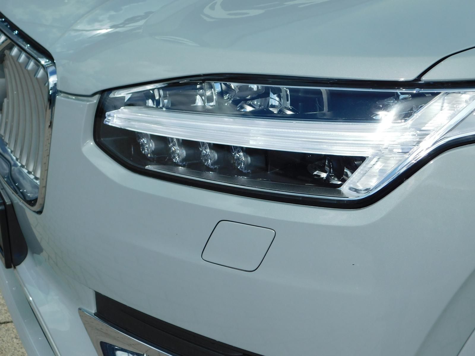 Fahrzeugabbildung Volvo XC90 T8 Recharge Plus Bright