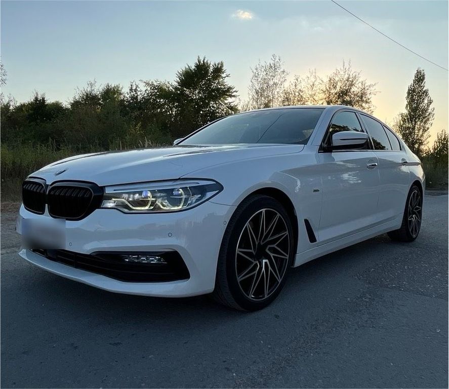 Image of BMW 530