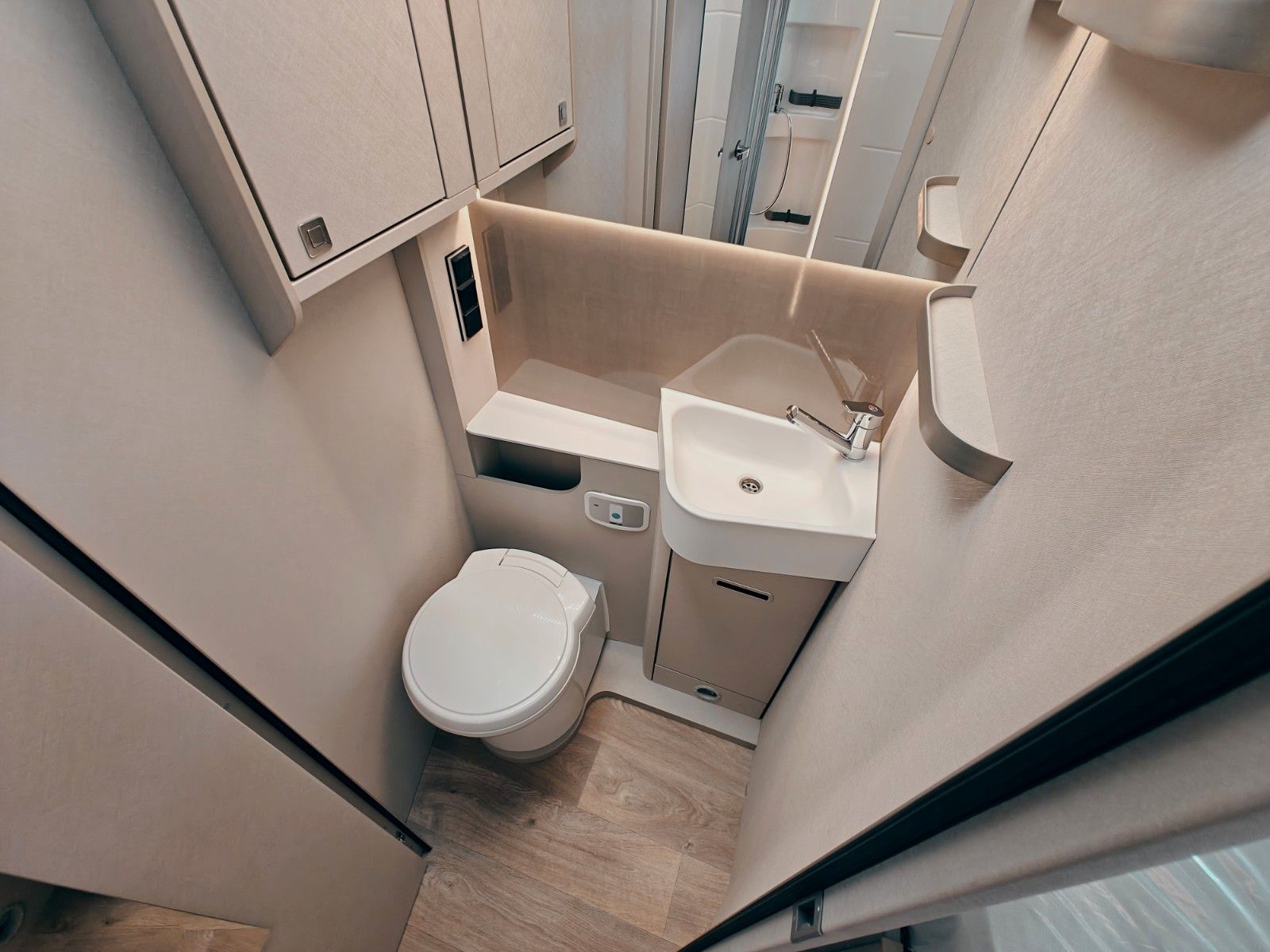 Fahrzeugabbildung HYMER / ERIBA / HYMERCAR TRAMP S 680 PREMIUM - 2025