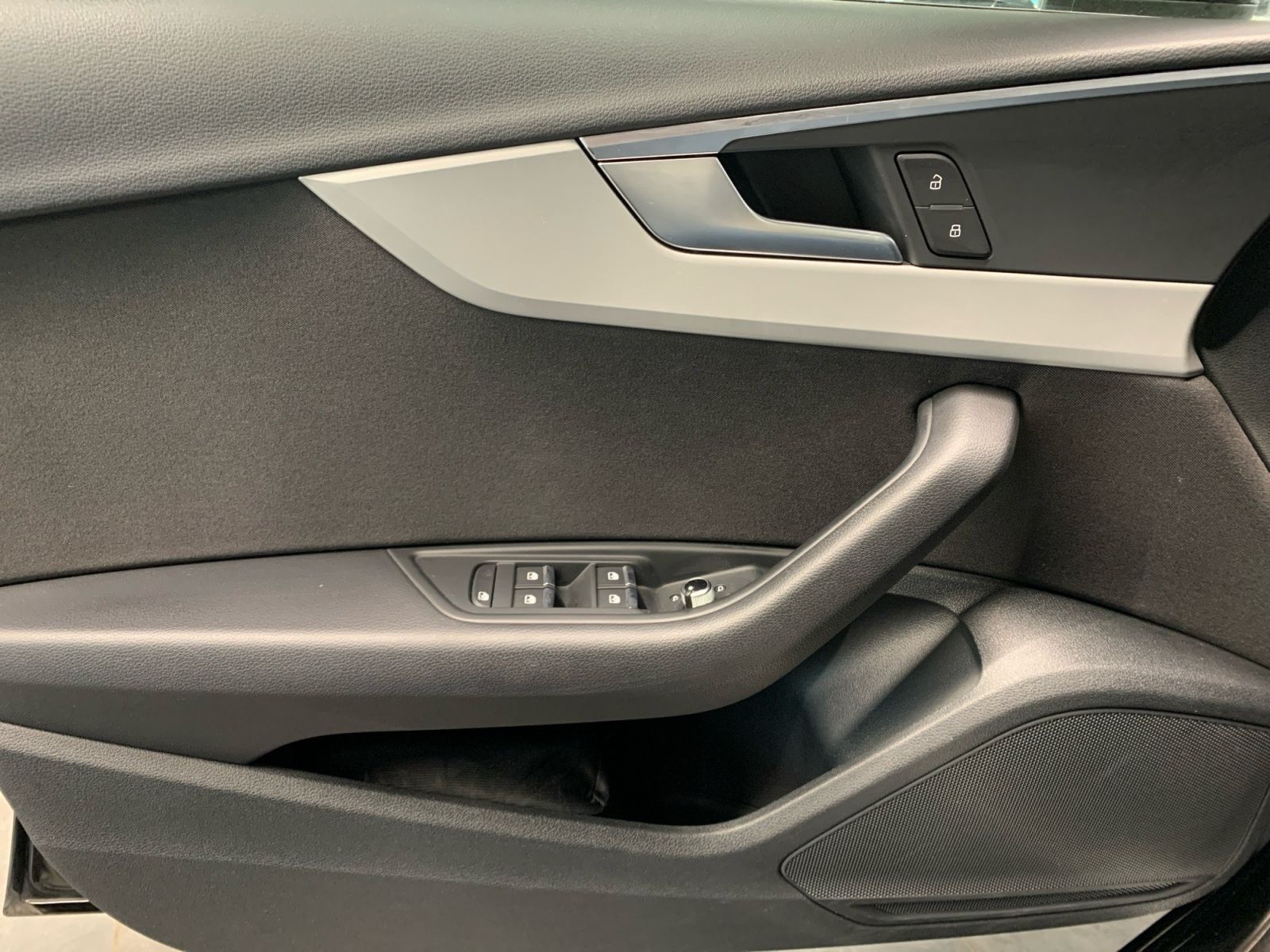 Audi A4 - Bild 13