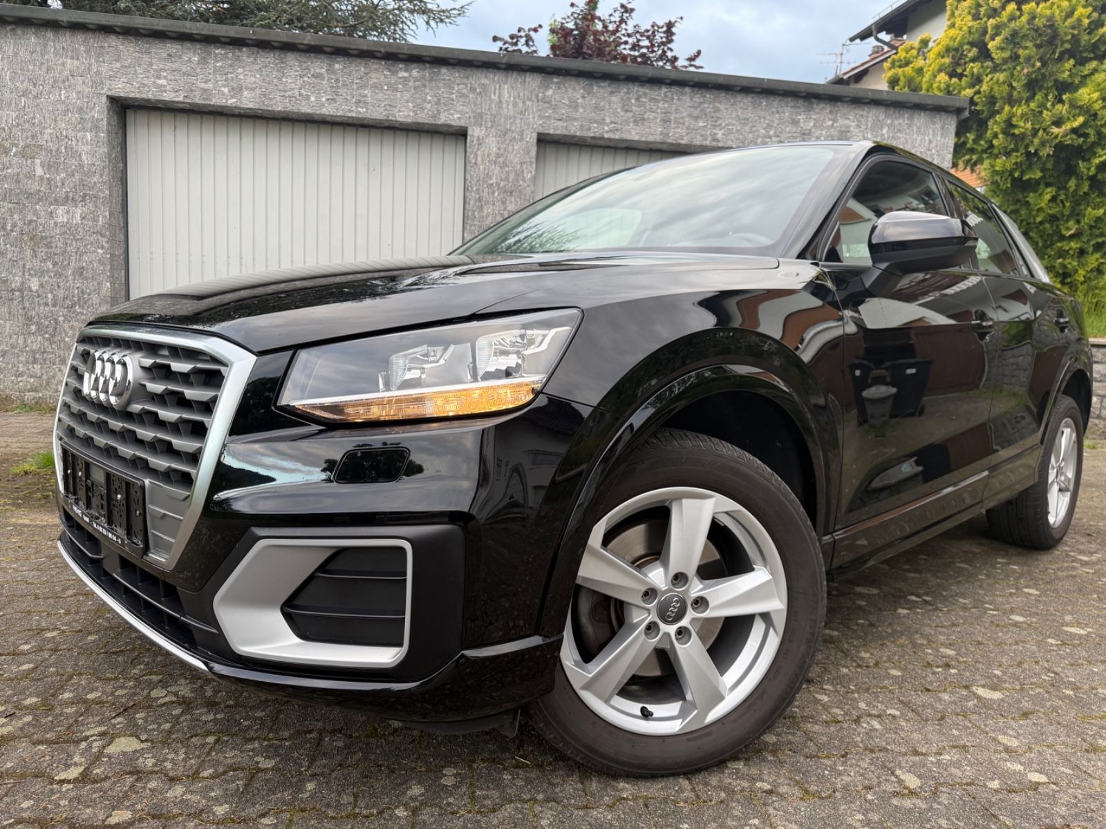 AUDI Q2 1.4 TFSI COD sport 7-Gang S tronic Automatik
