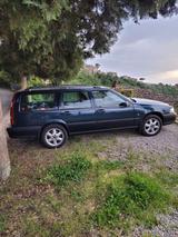 Volvo XC70, AWD, 8-fach, AHK (Winter-Daily) - Volvo XC70 mit Benzin-Antrieb