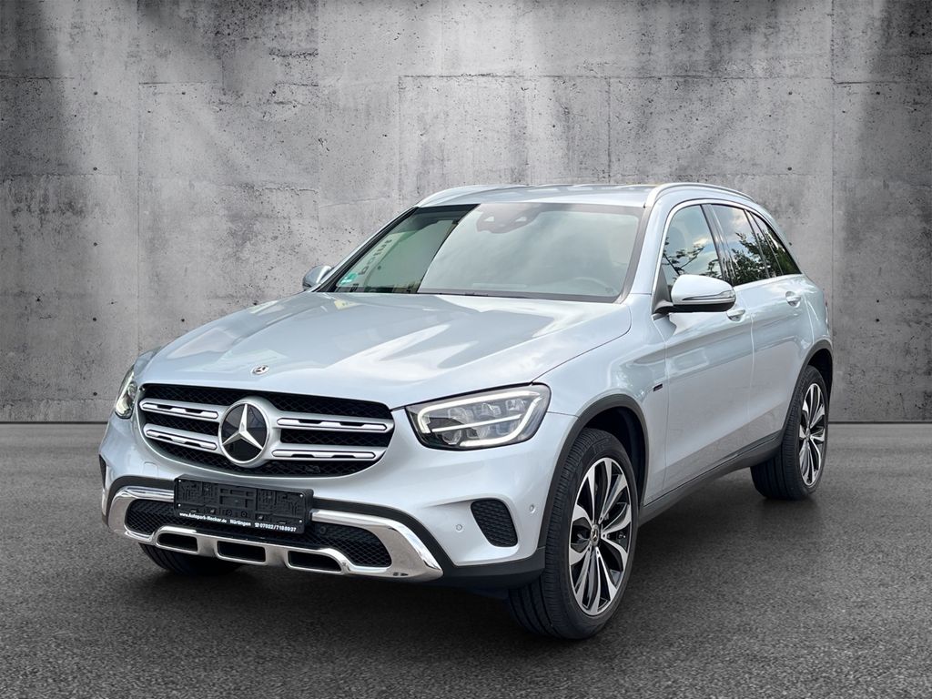 Image of Mercedes-Benz GLC 300