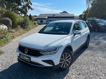 Volkswagen Tiguan - 2