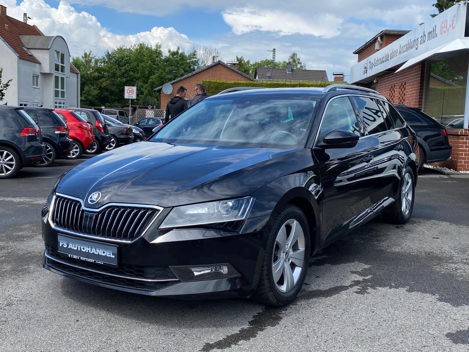 Skoda Superb Combi Style TOP ZUSTAND