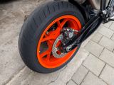 KTM Top-Zustand:) KTM 890 Duke GP - KTM 890 DUKE GP