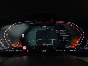 Fahrzeugabbildung BMW 520d xD M Sport Kamera DAB HiFi 4xKlima ACC Komf