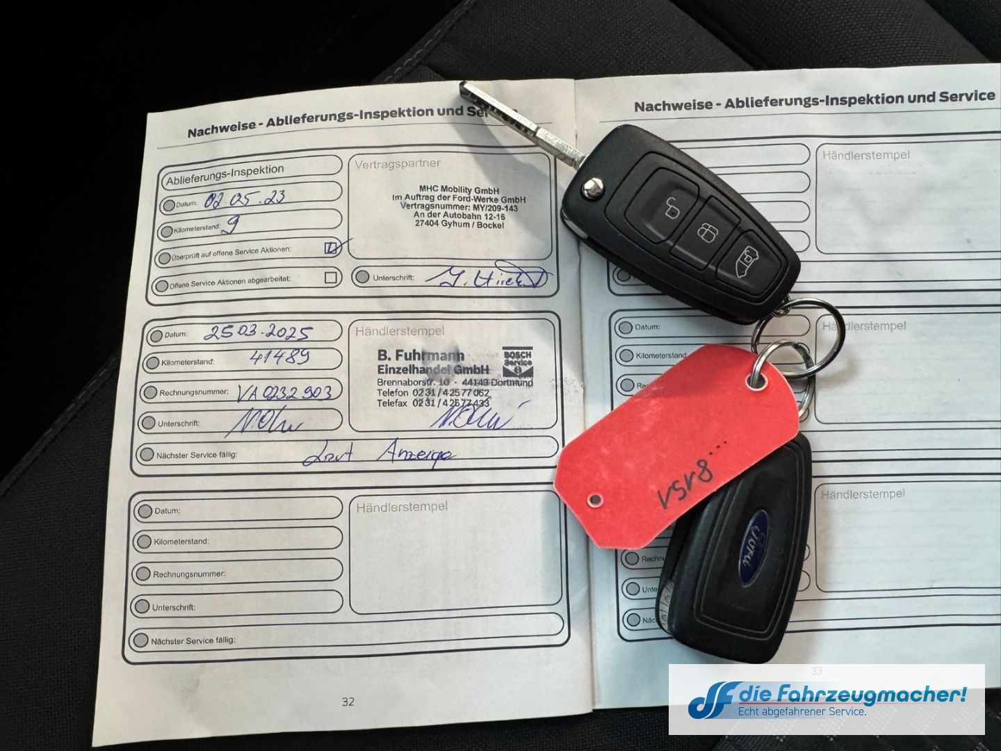 Fahrzeugabbildung Ford Transit Custom Kasten 300 L2 Trend AHK Navi Appl