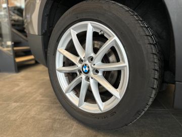 MYAUTOCENTER – Gebraucht- und Jahreswagen mit Werkstattservice in Pfaffenhofen BMW X1 xDrive 20 i *Kamera*Klima*SHZ*Navi*Bluetooth*