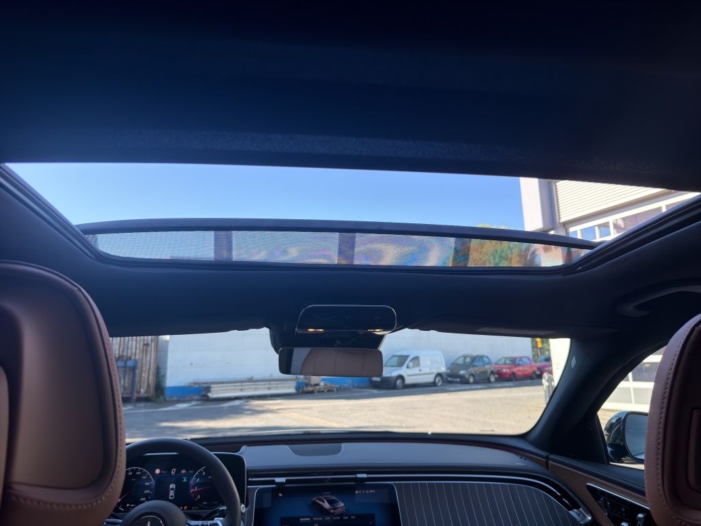 Fahrzeugabbildung Mercedes-Benz E 200 4MATIC Limousine AMG Line*HUD*Pano Dach