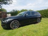 BMW 320d xDrive Kombi Pano 20 Zoll Automatic - BMW 320 Gebrauchtwagen in Nürnberg