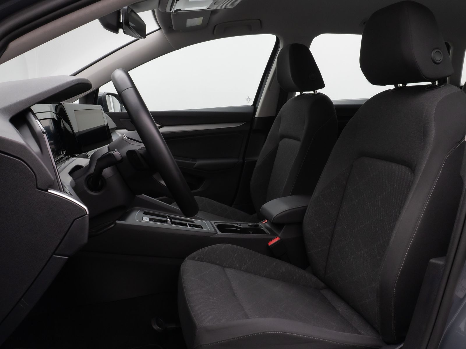 Fahrzeugabbildung Volkswagen Golf VIII Life 2.0 TDI SCR DSG HUD Kamera Lnkrhz