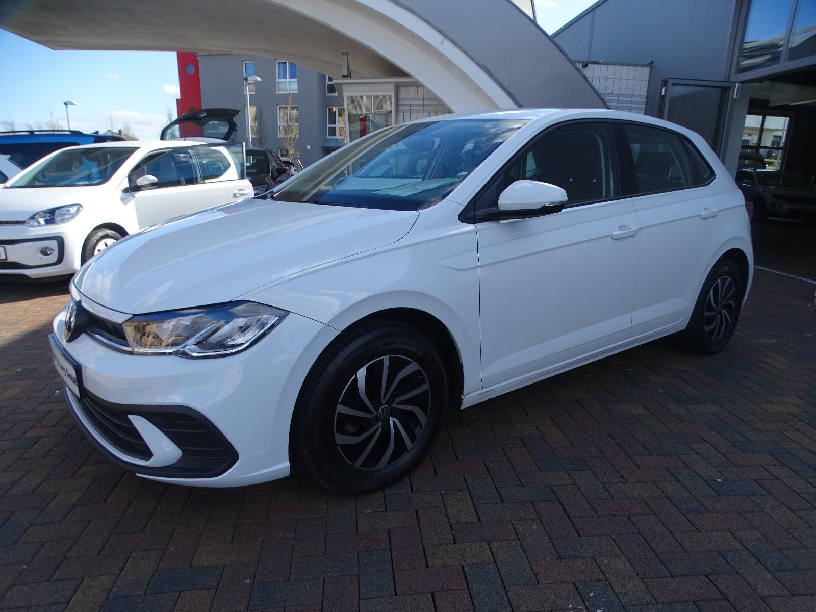 Volkswagen Polo TSI/DSG "RFK/LED/TEMPOMAT/1.HAND"