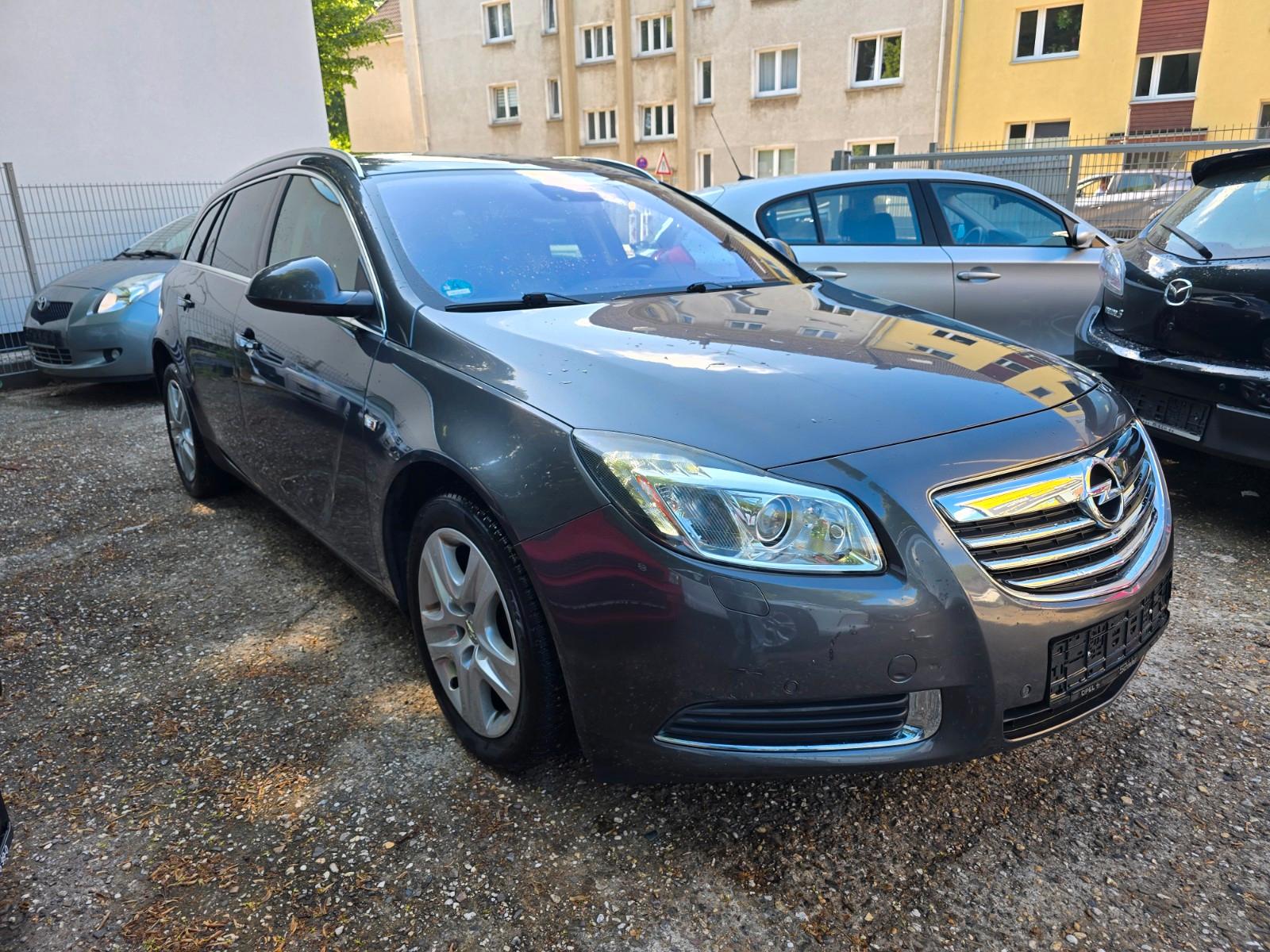 Opel Insignia A Sports Tourer Cosmo*AUTOMATIK *