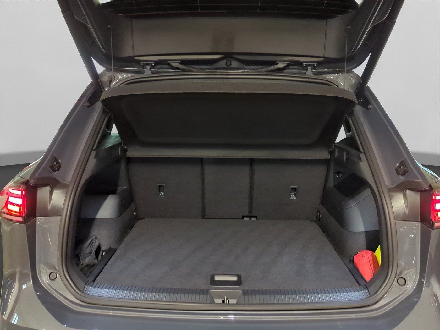 Volkswagen Tiguan 1.5 TSI DSG GOAL MATRIX NAVI KLIMA ACC foto 18