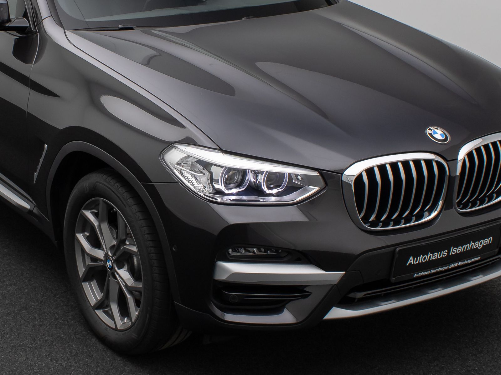 Fahrzeugabbildung BMW X3 xD20d xLine Kamera DAB Memory AHK Komfort 19"