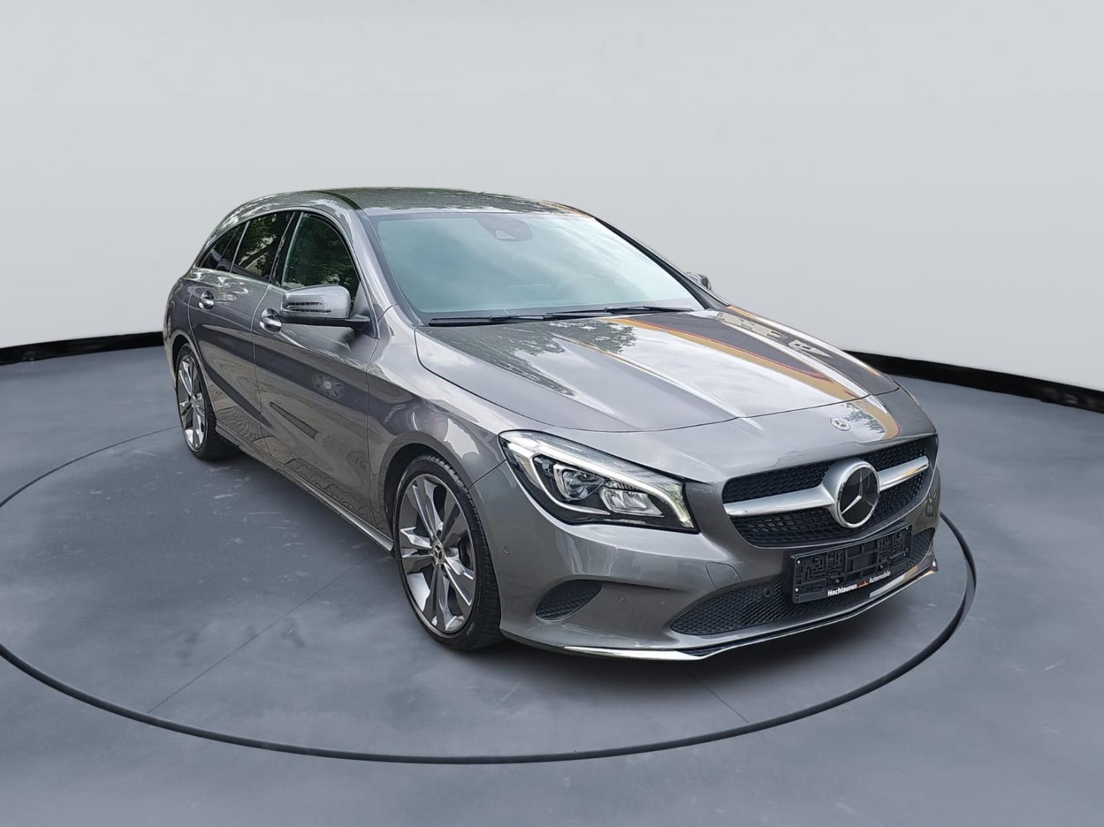 Mercedes-Benz CLA 200-Urban-RFK-Business-Navi-CarPlay-LED-ACC