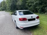 Volkswagen Jetta 1.6 TDI MATCH - Volkswagen Jetta: 1.6