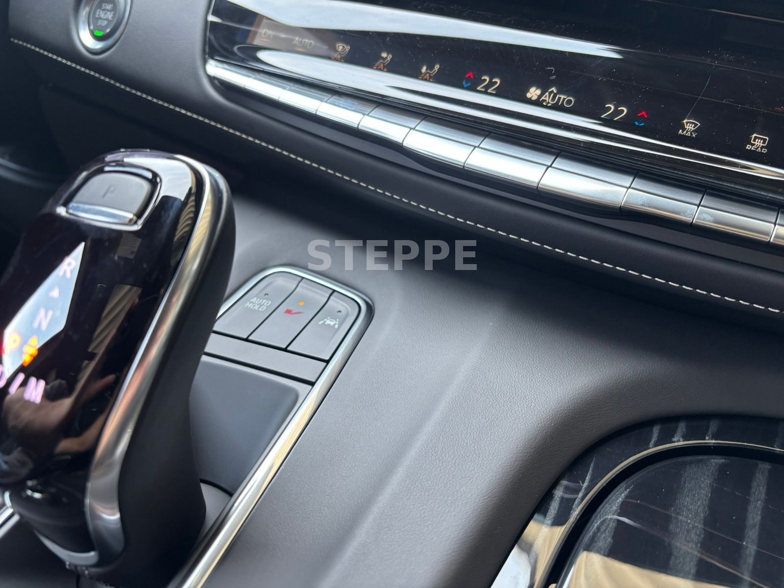 Cadillac Escalade V-Series 6.2 V8 Supercharged AWD