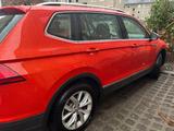Volkswagen Tiguan Allspace 2.0 TDI SCR DSG 4MOTION Comf... - VW Tiguan Allspace von privat